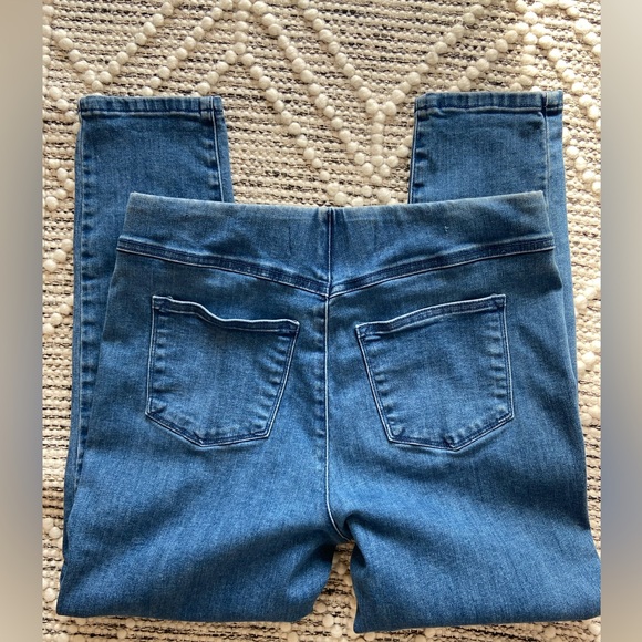 Soft Surroundings stretch pullon blue jeans distressed faded - Picture 5 of 16